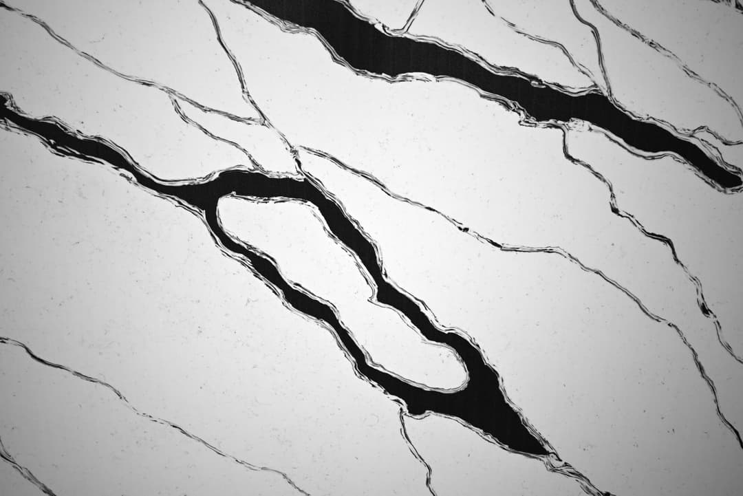 Bianco Tiffone - White Quartz Surface
