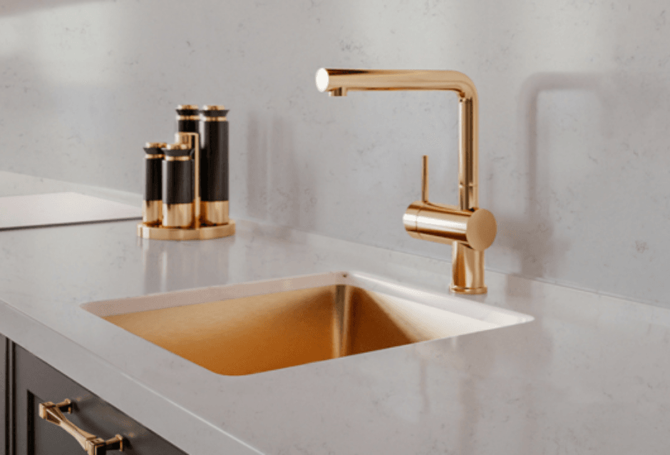 A Crystal Clear Guide to Quartz: Formation, Properties, and Applications